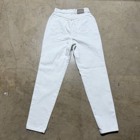 Vintage Levi’s 900 Series White Denim Jeans Size 10 Women’s Measure 26x30 - Picture 1 of 13